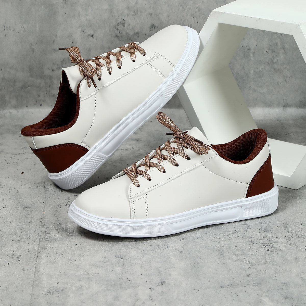 Platform Skateboard Sneakers - Casual Flat Skate Shoes