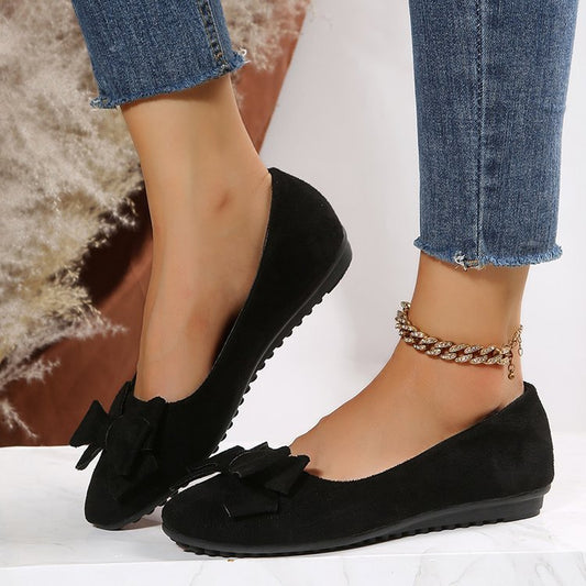 Women's Plus Size Suede Bow Gommino Flats - Rubber Sole Casual Shoes