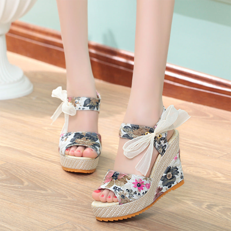 Lace-Up Wedge Heel Sandals - Women's High Heel Strappy Summer Shoes