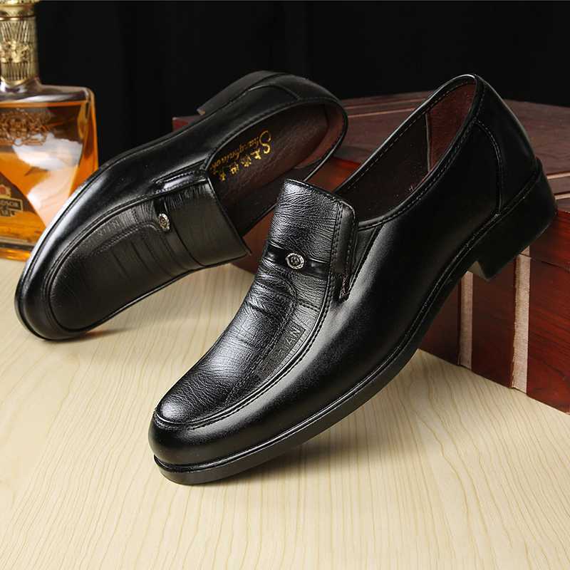Casual Business Dress Shoes - Men's Versatile Professional Footwear