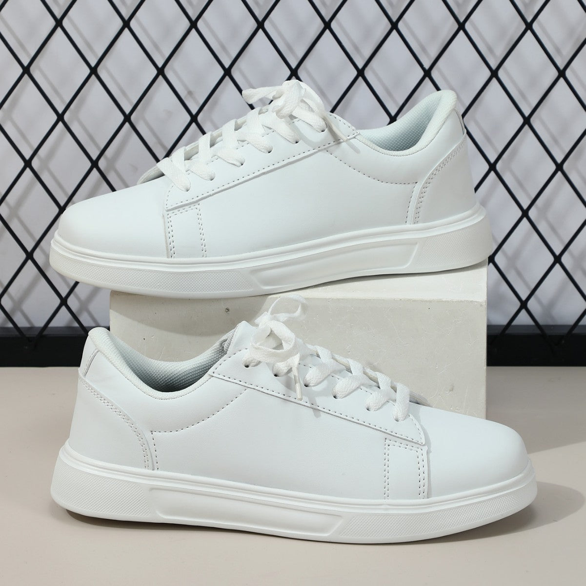 Platform Skateboard Sneakers - Casual Flat Skate Shoes