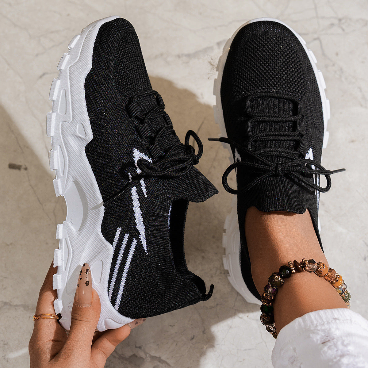 Women's Lightweight Sports Shoes - Stylish Soft Bottom Sneakers