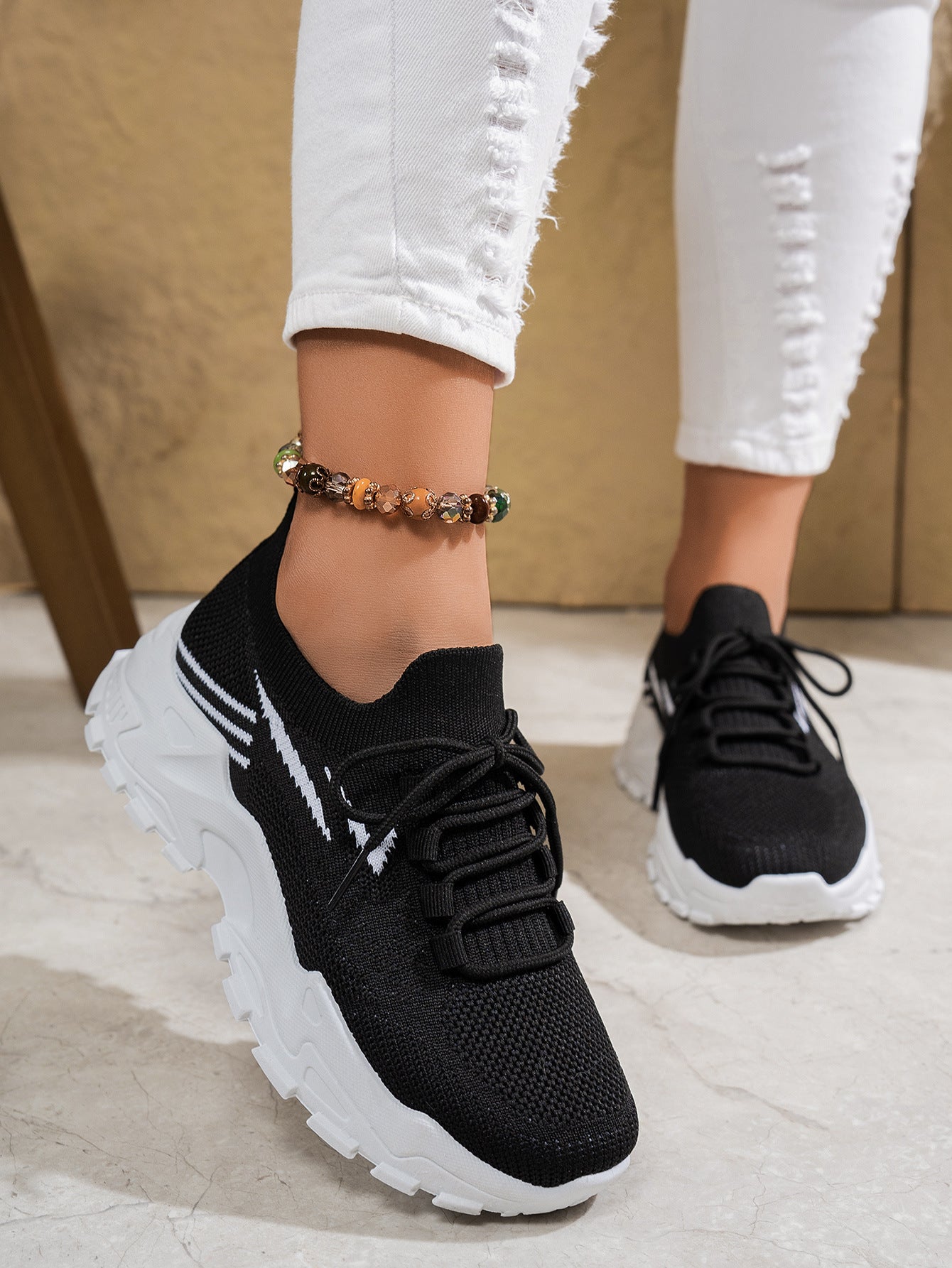 Women's Lightweight Sports Shoes - Stylish Soft Bottom Sneakers