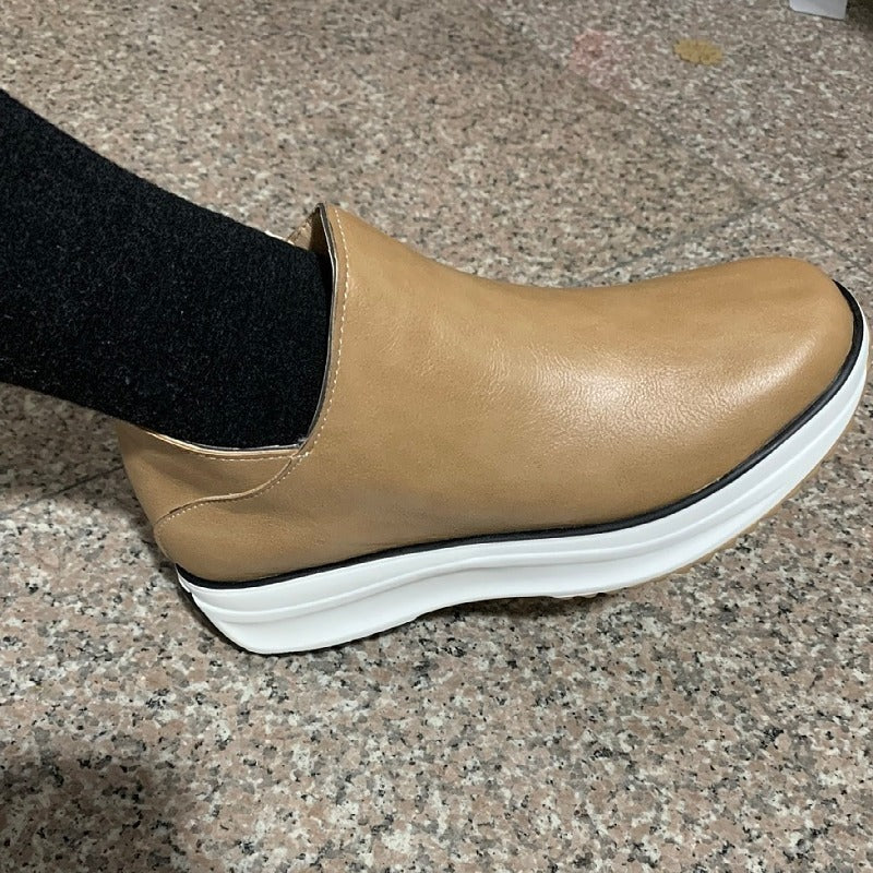 Women's Platform Ankle Boots - Thick-Soled Warm Winter Boots with Side Zipper