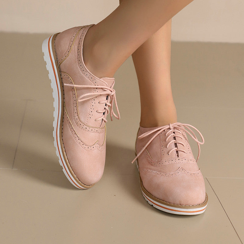 Women's Brogue Burnt Shoes - Classic Wingtip Oxfords for Spring & Autumn